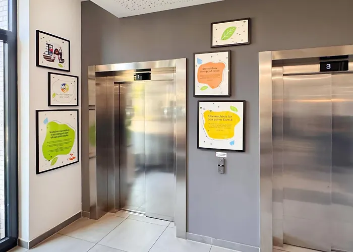 Hotel Am Holiday Inn - The Niu, Seven Dusseldorf Ost By Ihg